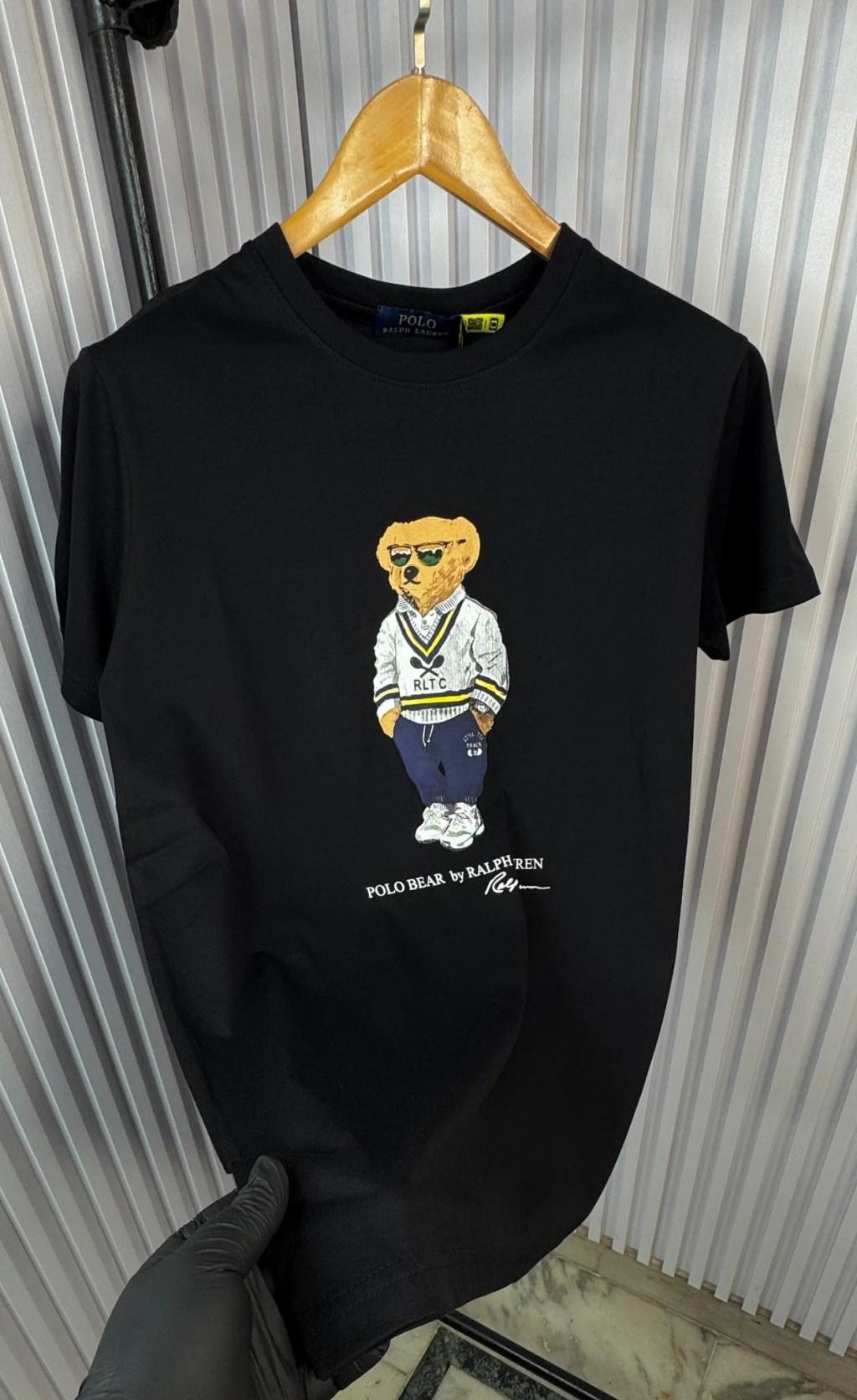 Luxury T-Shirts for Men: The Art of Dressing Well Without Trying Too&nbsp;Hard